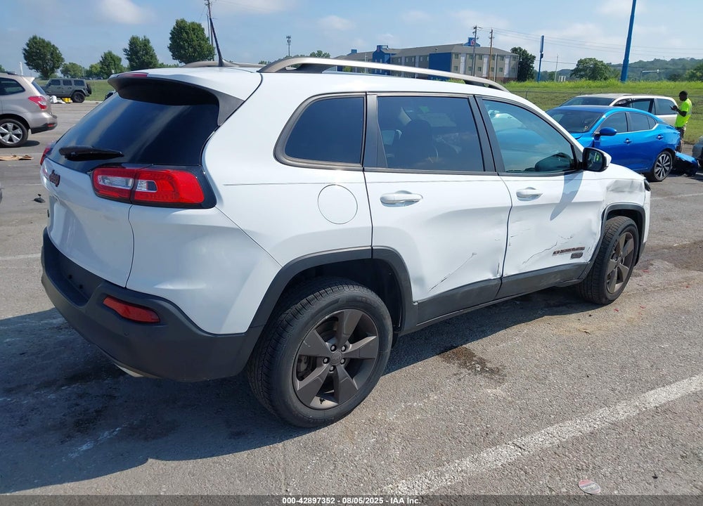 2017 JEEP CHEROKEE VIN: 1C4PJMCS3HW532433