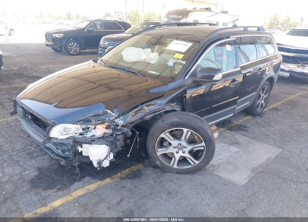 2015 VOLVO XC70 VIN: YV4902NMXF1209003