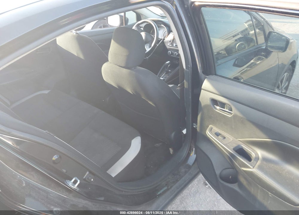 2020 NISSAN VERSA SV XTRONIC CVT VIN: 3N1CN8EV7LL852101