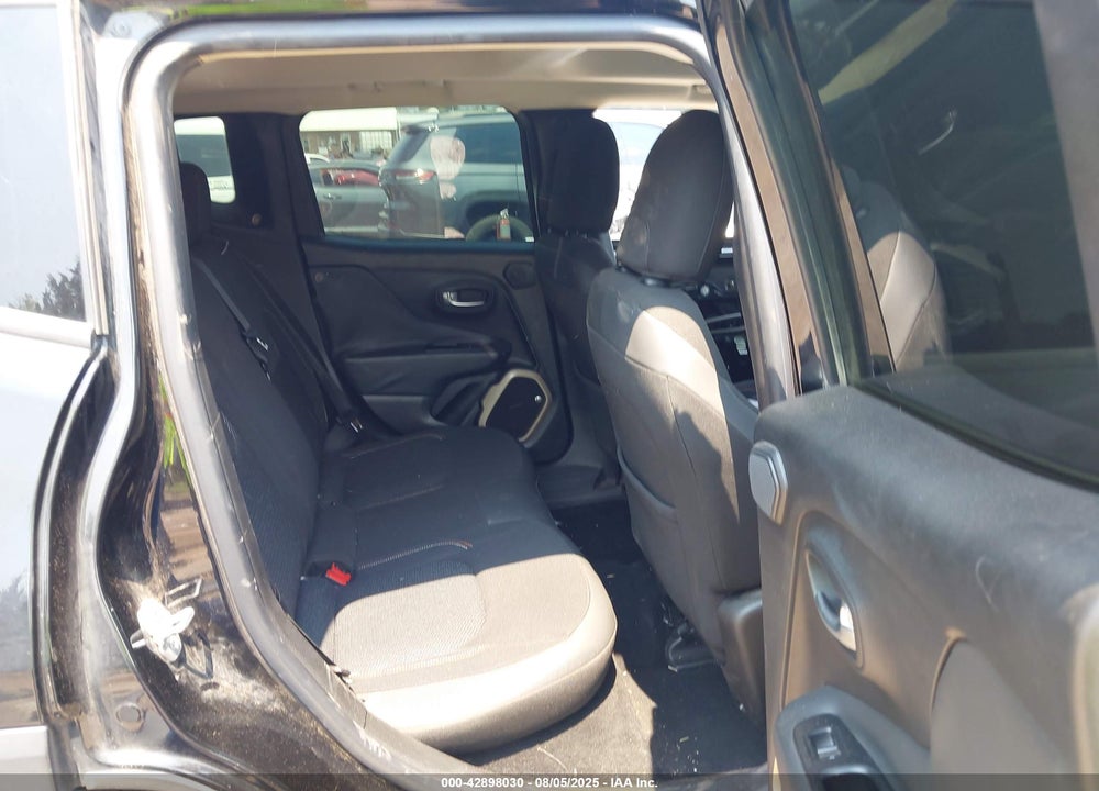 2016 JEEP RENEGADE VIN: ZACCJBBTXGPC84724