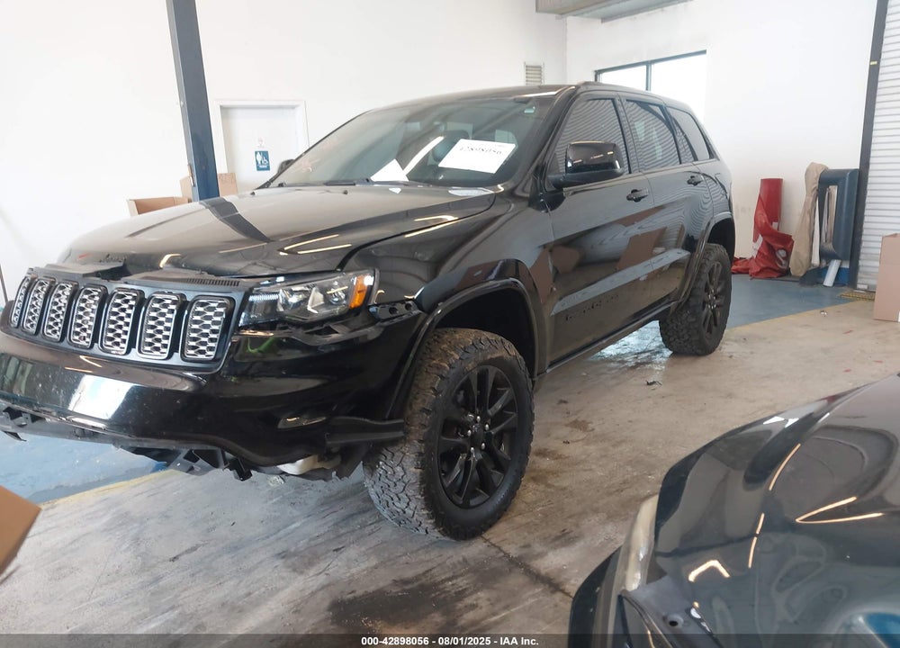 2018 JEEP GRAND CHEROKEE VIN: 1C4RJFAG9JC137618