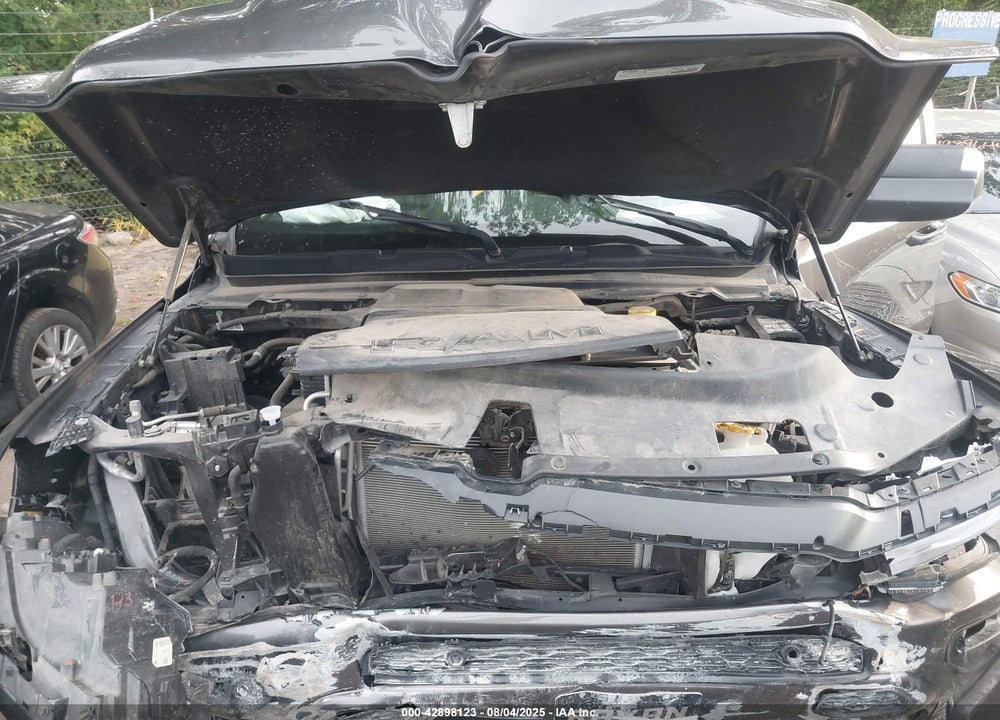 2022 RAM 1500 VIN: 1C6SRFJT0NN101230