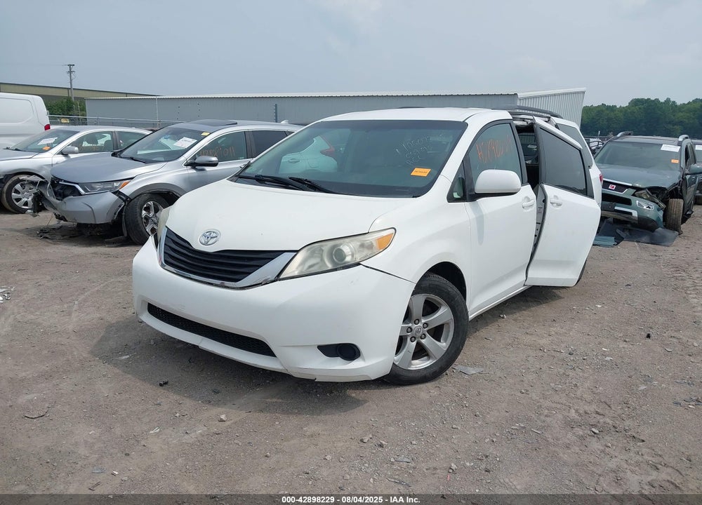 2011 TOYOTA SIENNA LE V6 VIN: 5TDKK3DCXBS059016