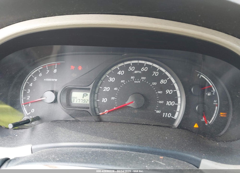 2011 TOYOTA SIENNA LE V6 VIN: 5TDKK3DCXBS059016