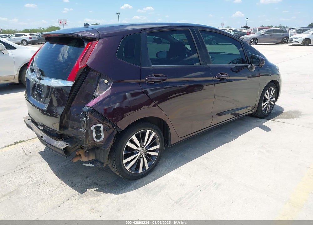 2015 HONDA FIT VIN: 3HGGK5H88FM779512
