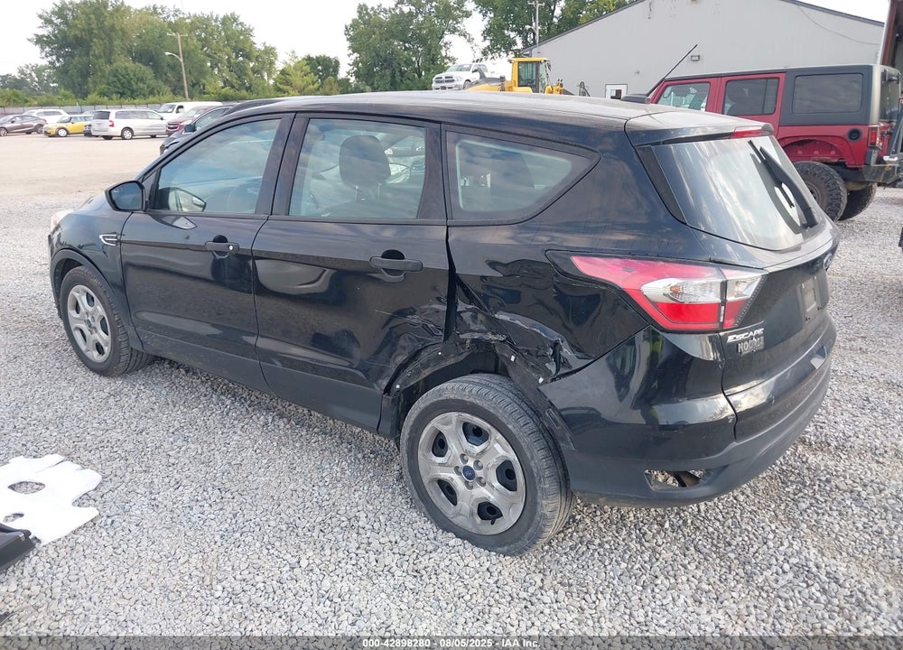 2017 FORD ESCAPE VIN: 1FMCU0F74HUE68464