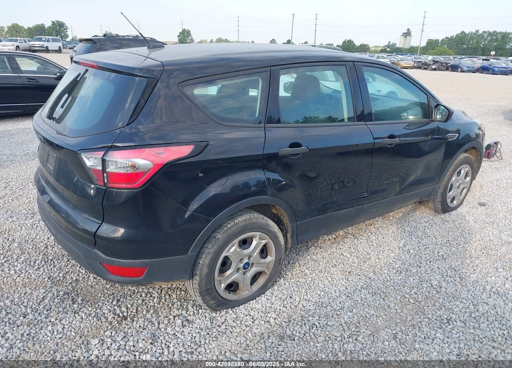2017 FORD ESCAPE VIN: 1FMCU0F74HUE68464