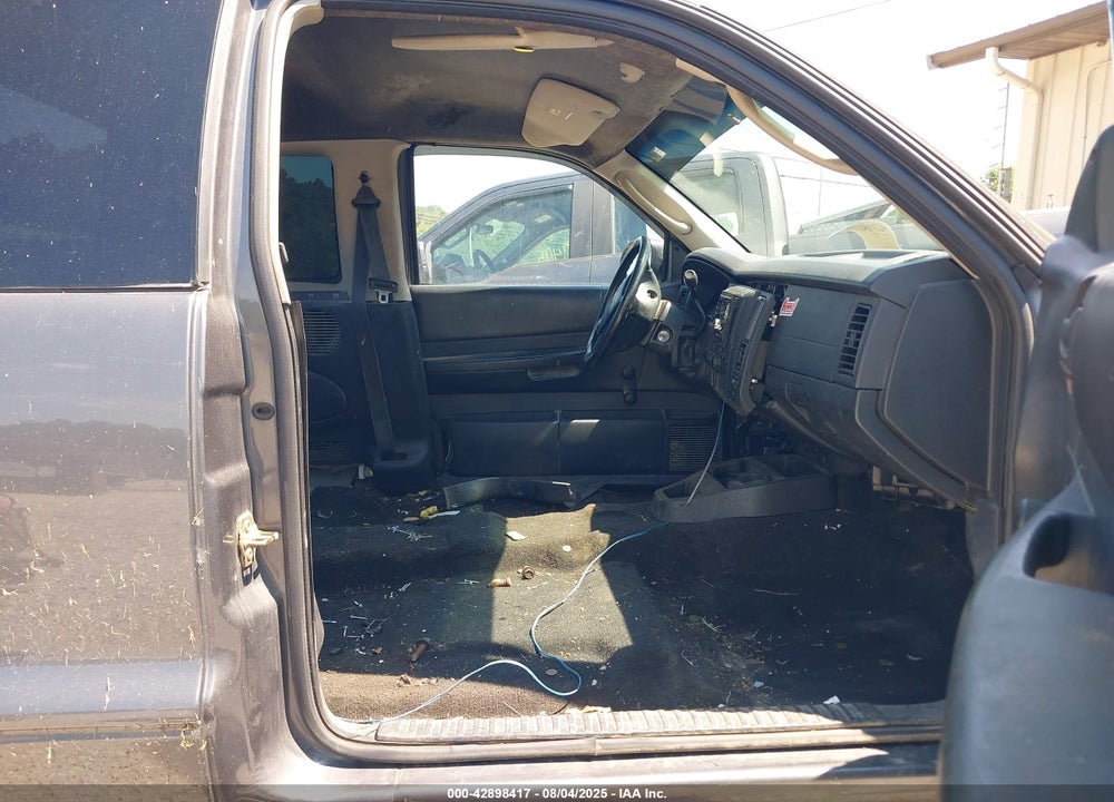 2004 DODGE DAKOTA VIN: 1D7GL12KX4S568041
