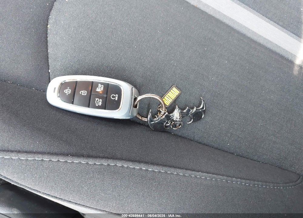 2023 HYUNDAI SONATA HYBRID SEL VIN: KMHL34JJ0PA069872