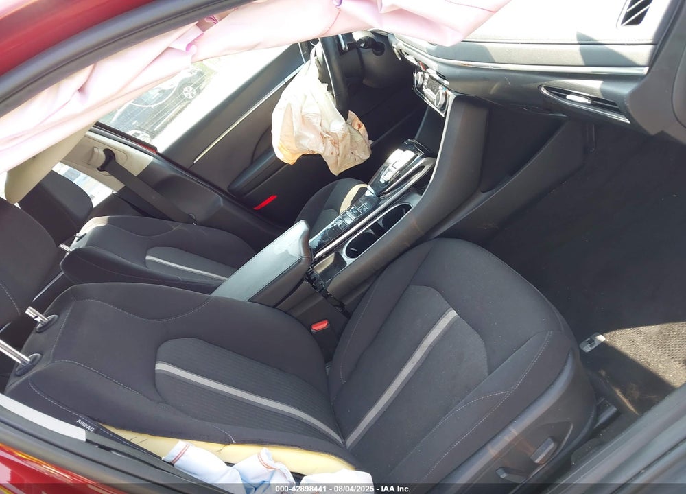 2023 HYUNDAI SONATA HYBRID SEL VIN: KMHL34JJ0PA069872