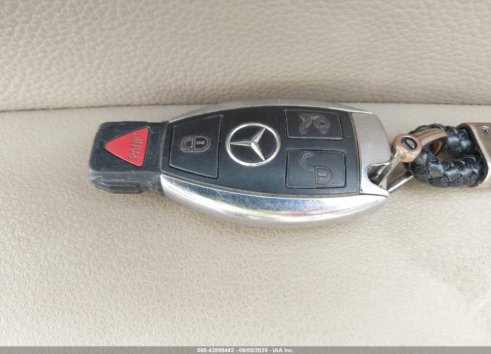 2013 MERCEDES-BENZ C CLASS VIN: WDDGF8AB1DG077572