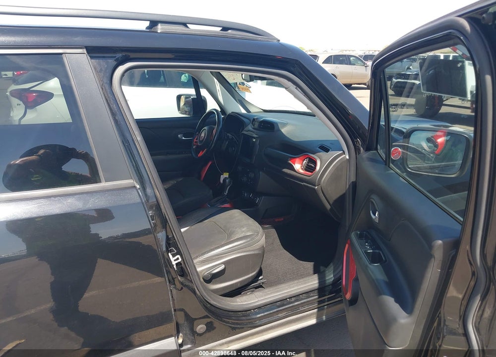2018 JEEP RENEGADE VIN: ZACCJBCB4JPH18889