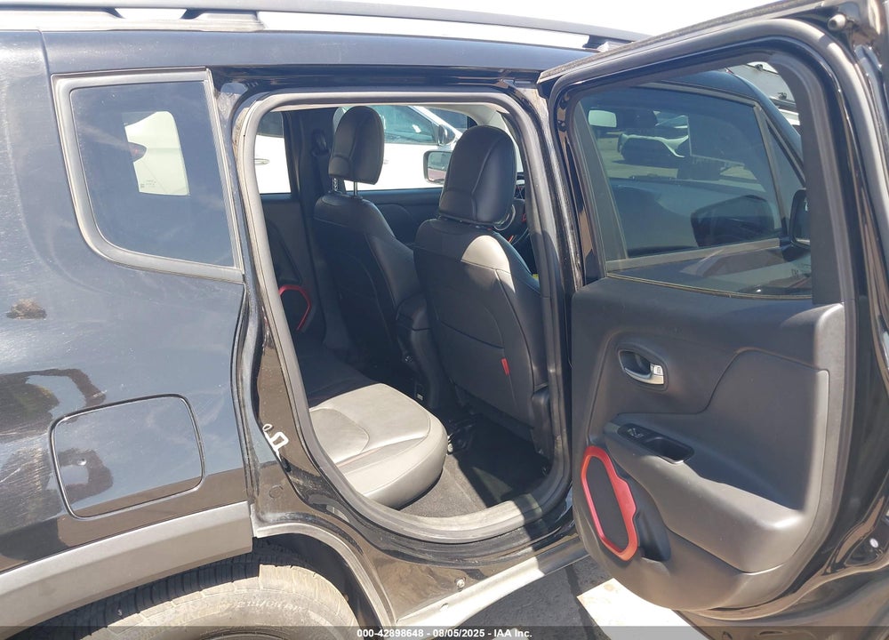 2018 JEEP RENEGADE VIN: ZACCJBCB4JPH18889