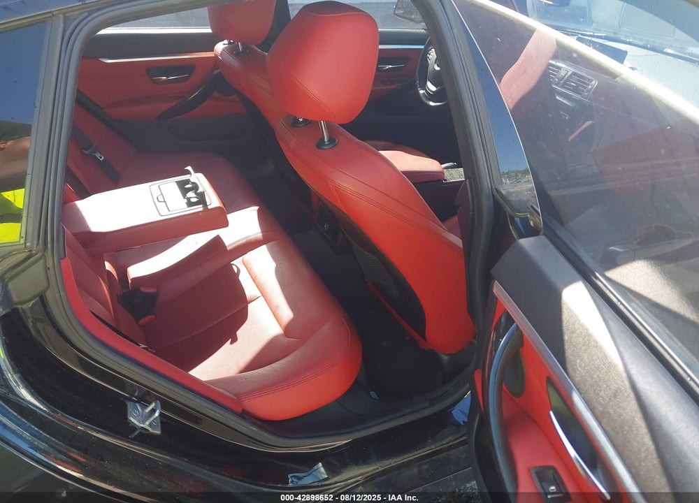 2018 BMW 4 SERIES VIN: WBA4J1C51JBM10689