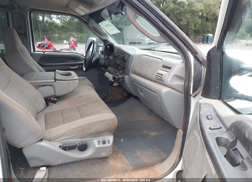 2006 FORD F-350 LARIAT/XL/XLT VIN: 1FTWW32P06EA35850