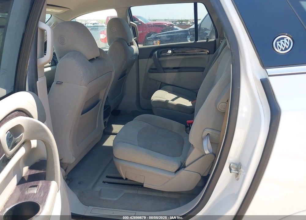 2017 BUICK ENCLAVE VIN: 5GAKRAKD1HJ269457