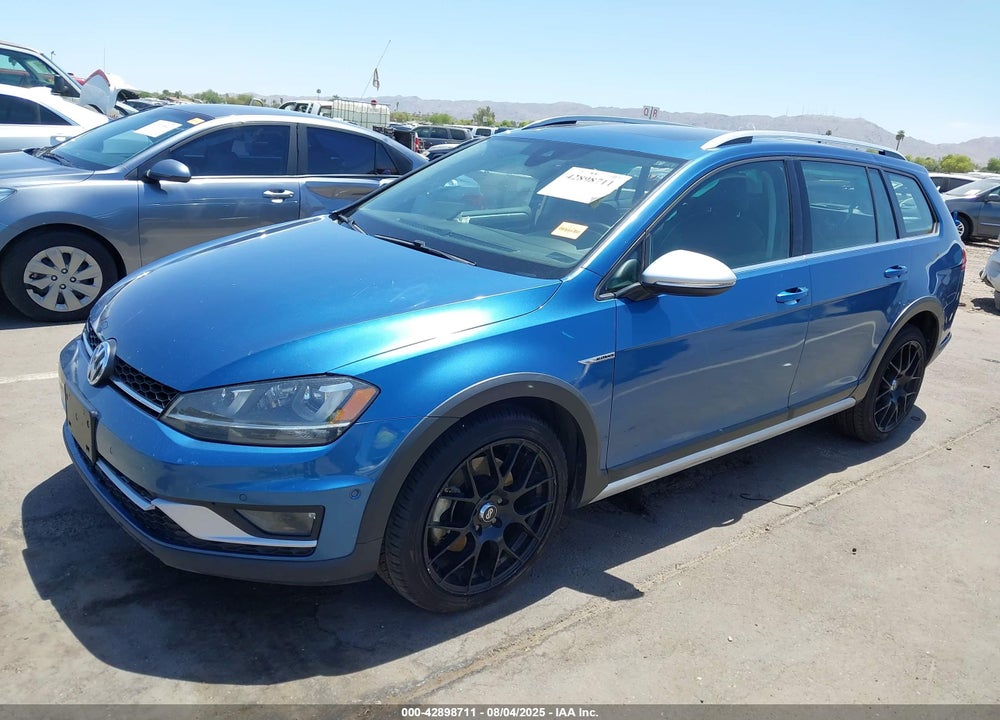 2017 VOLKSWAGEN GOLF ALLTRACK VIN: 3VWH17AU7HM544334