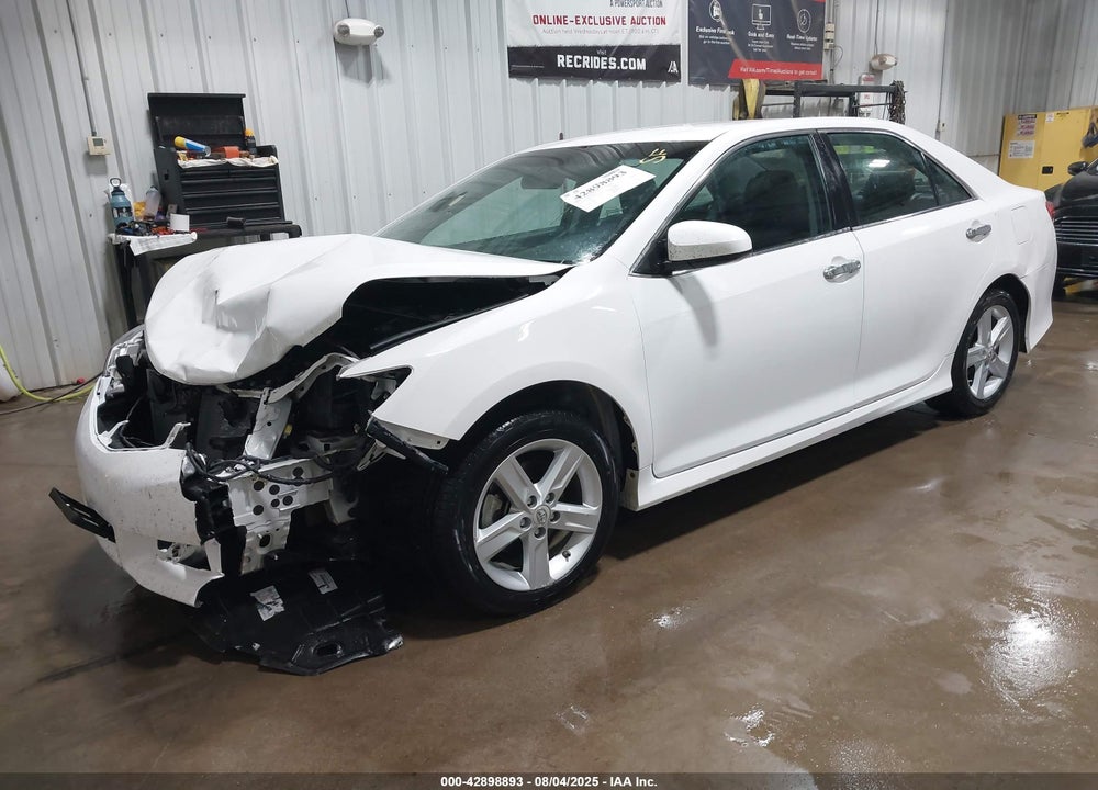 2013 TOYOTA CAMRY SE VIN: 4T1BF1FK8DU656382
