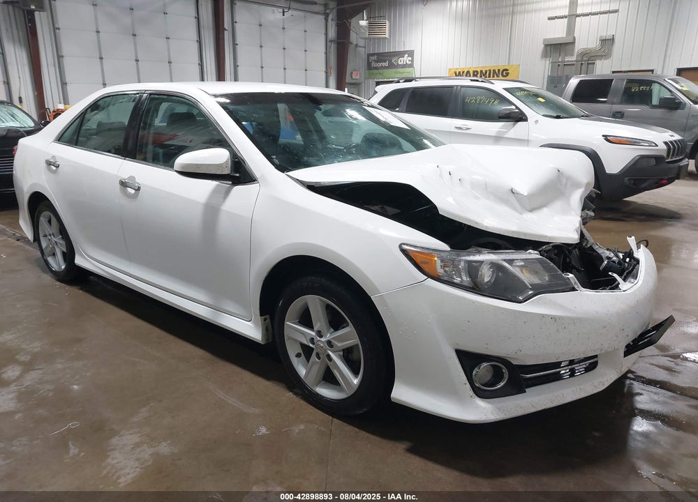 2013 TOYOTA CAMRY SE VIN: 4T1BF1FK8DU656382