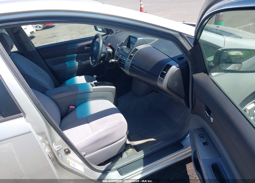 2005 TOYOTA PRIUS VIN: JTDKB20U657031852