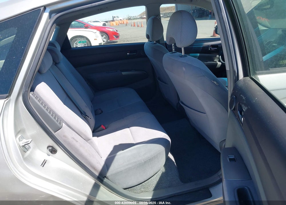 2005 TOYOTA PRIUS VIN: JTDKB20U657031852