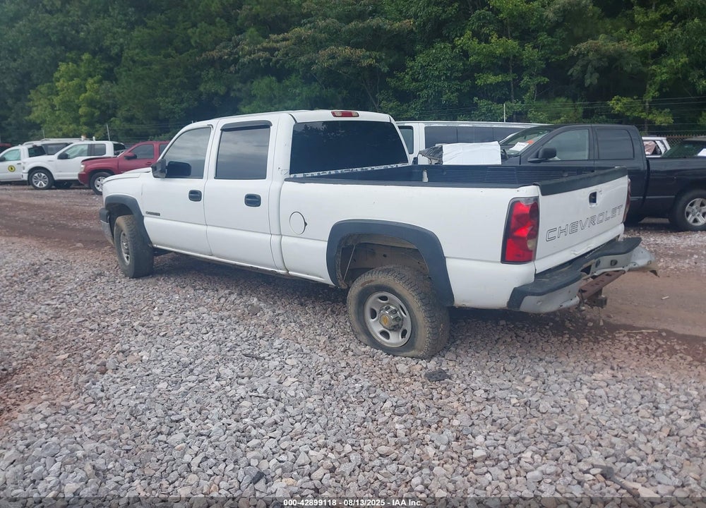 2005 CHEVROLET SILVERADO 2500HD WORK TRUCK VIN: 1GCHC23U85F830038