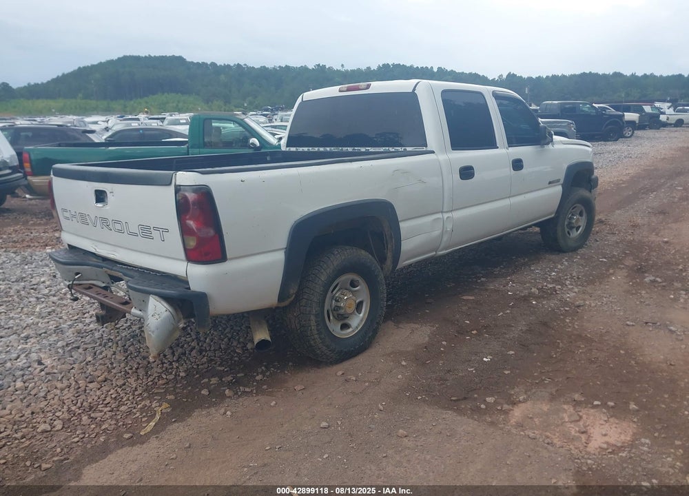 2005 CHEVROLET SILVERADO 2500HD WORK TRUCK VIN: 1GCHC23U85F830038