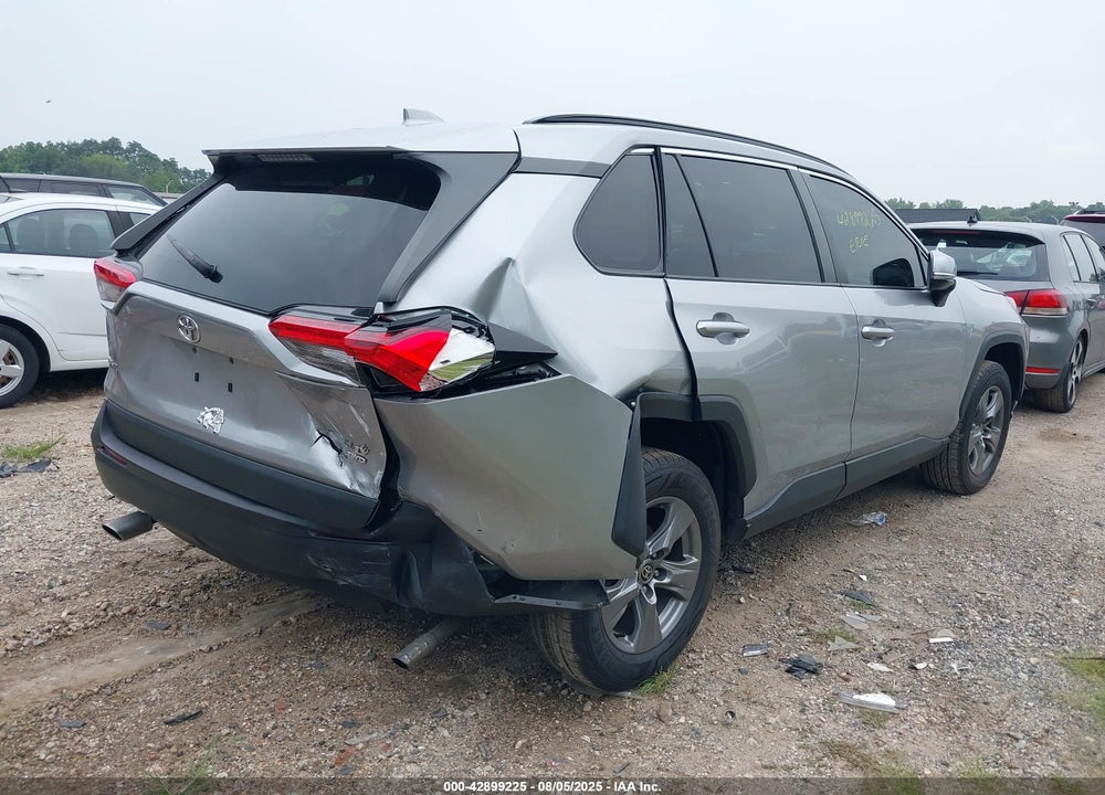 2022 TOYOTA RAV4 VIN: 2T3P1RFV6NW252471