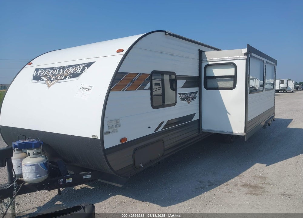 2021 FOREST RIVER WILDWOOD 273 QBXL VIN: 4X4TWDC27M7367565