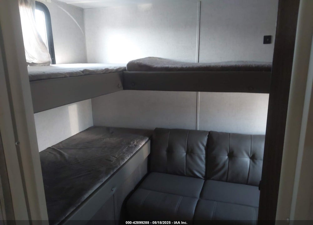 2021 FOREST RIVER WILDWOOD 273 QBXL VIN: 4X4TWDC27M7367565