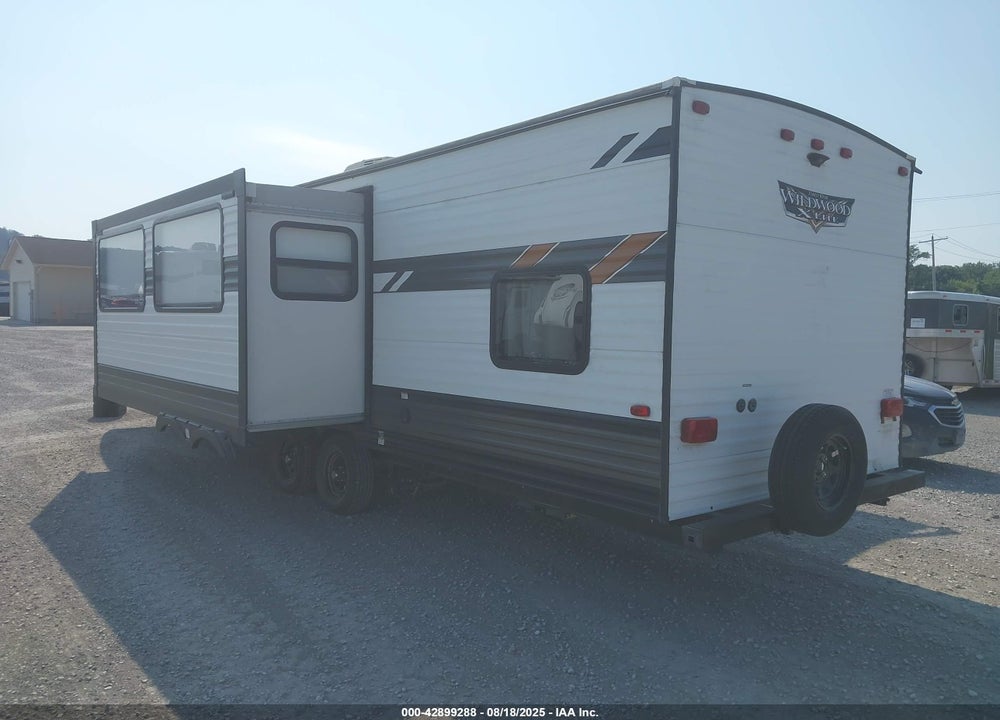 2021 FOREST RIVER WILDWOOD 273 QBXL VIN: 4X4TWDC27M7367565