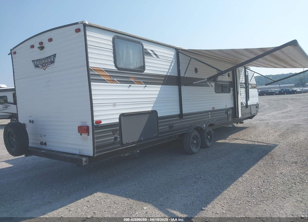 2021 FOREST RIVER WILDWOOD 273 QBXL VIN: 4X4TWDC27M7367565