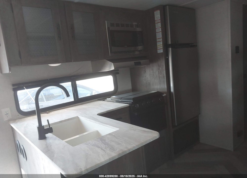 2021 FOREST RIVER WILDWOOD 273 QBXL VIN: 4X4TWDC27M7367565