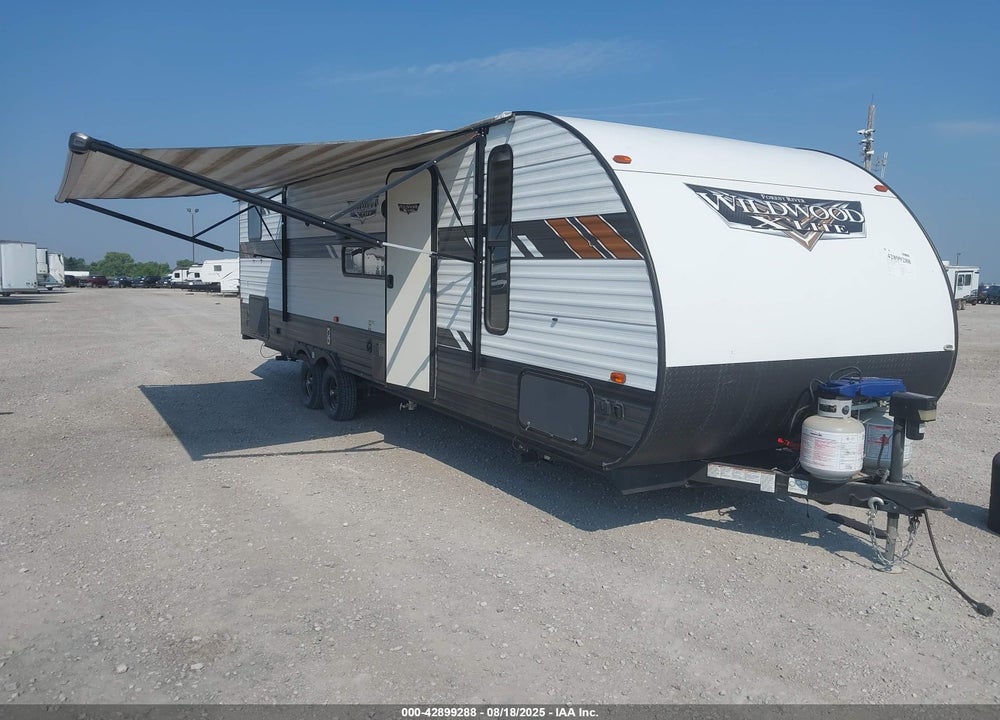 2021 FOREST RIVER WILDWOOD 273 QBXL VIN: 4X4TWDC27M7367565