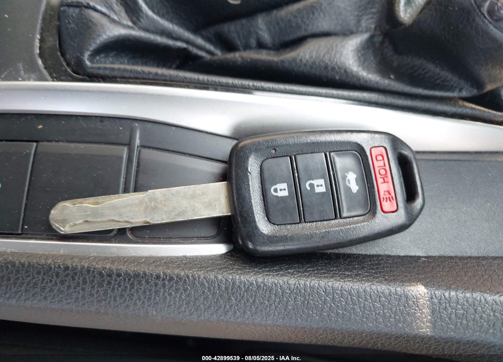 2018 HONDA CIVIC LX VIN: 2HGFC4B5XJH308406