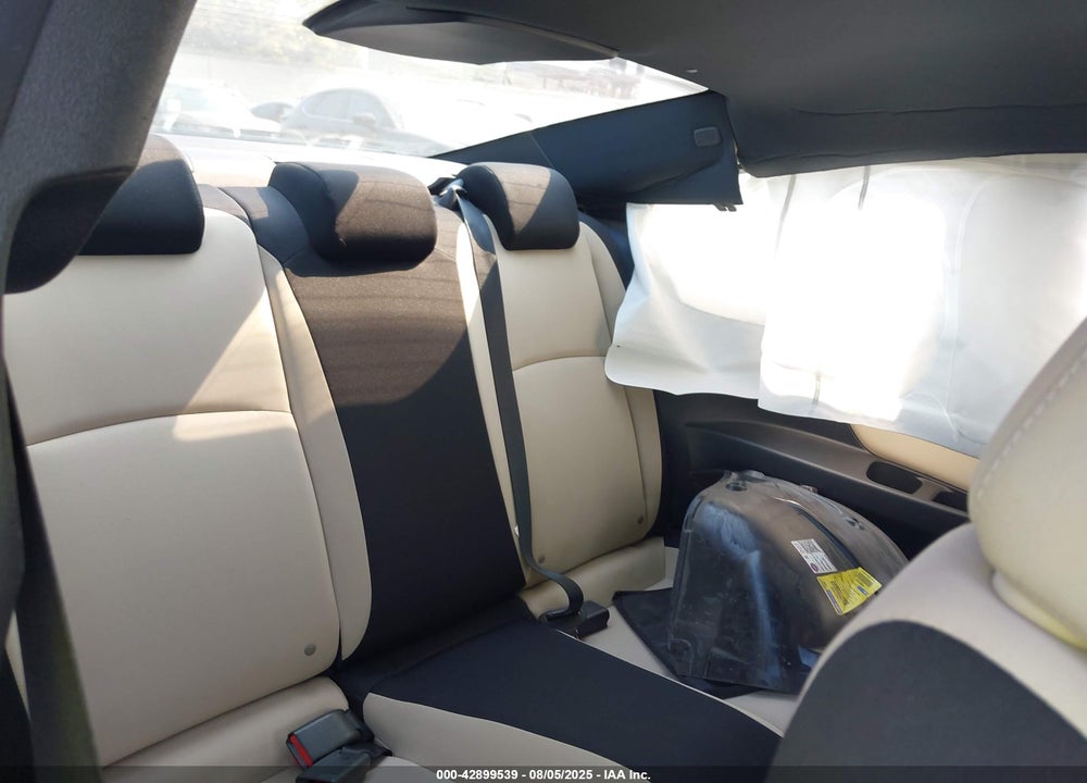2018 HONDA CIVIC LX VIN: 2HGFC4B5XJH308406