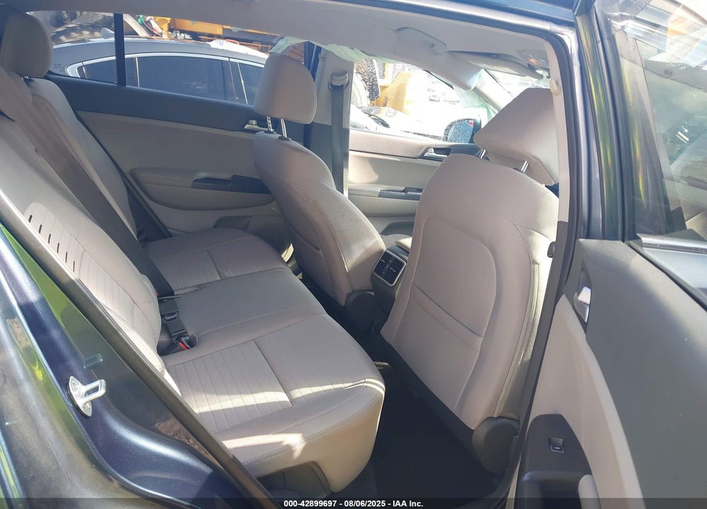 2018 KIA SPORTAGE VIN: KNDPM3AC3J7420342