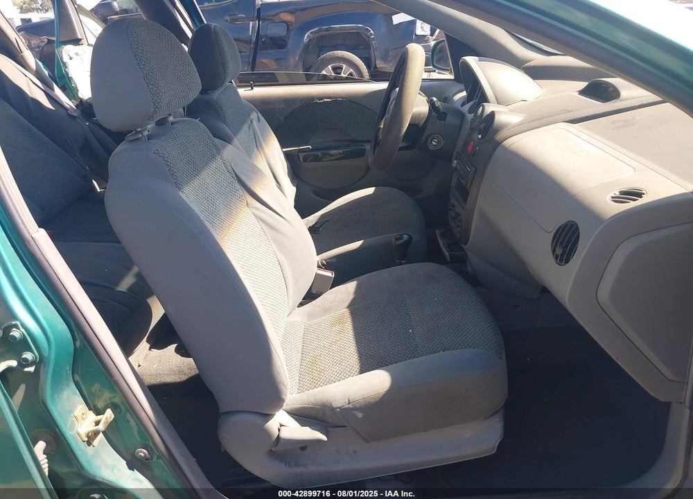 2004 CHEVROLET AVEO LS VIN: KL1TJ62684B132908