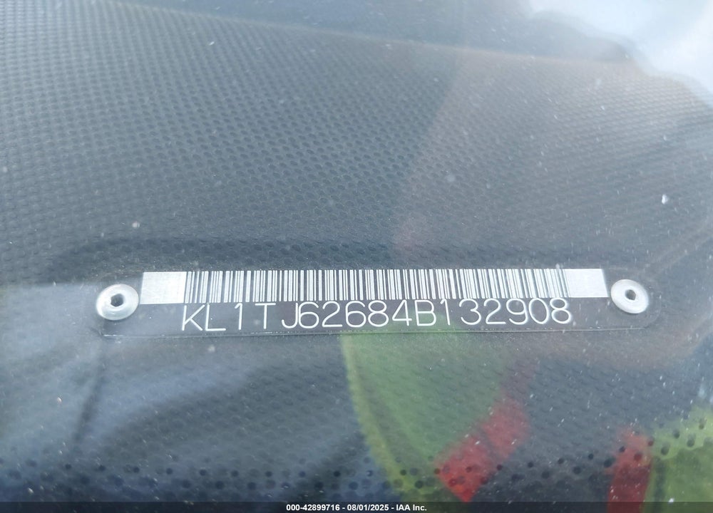 2004 CHEVROLET AVEO LS VIN: KL1TJ62684B132908