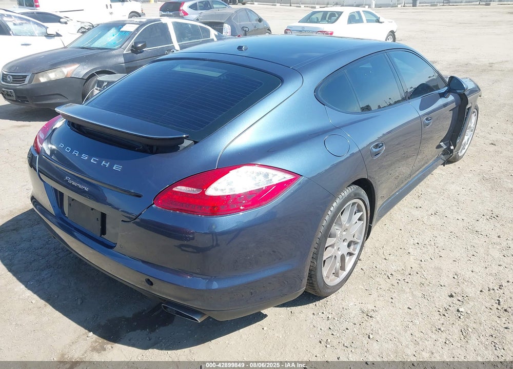 2013 PORSCHE PANAMERA VIN: WP0AA2A74DL016909