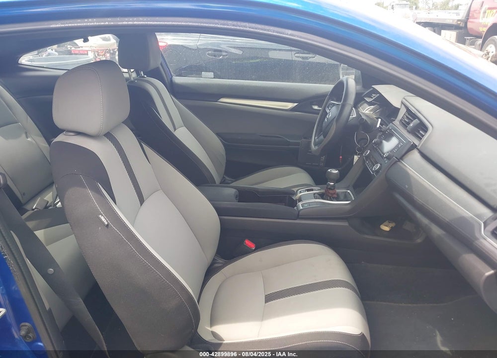 2018 HONDA CIVIC LX VIN: 2HGFC4A58JH302766