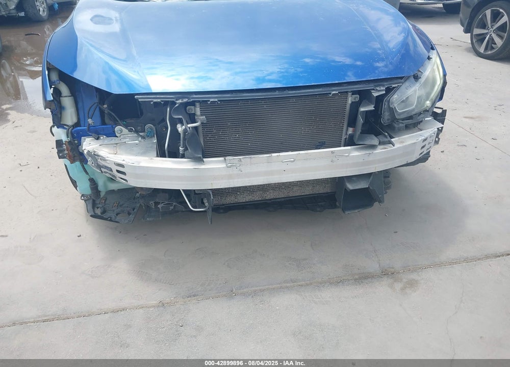 2018 HONDA CIVIC LX VIN: 2HGFC4A58JH302766