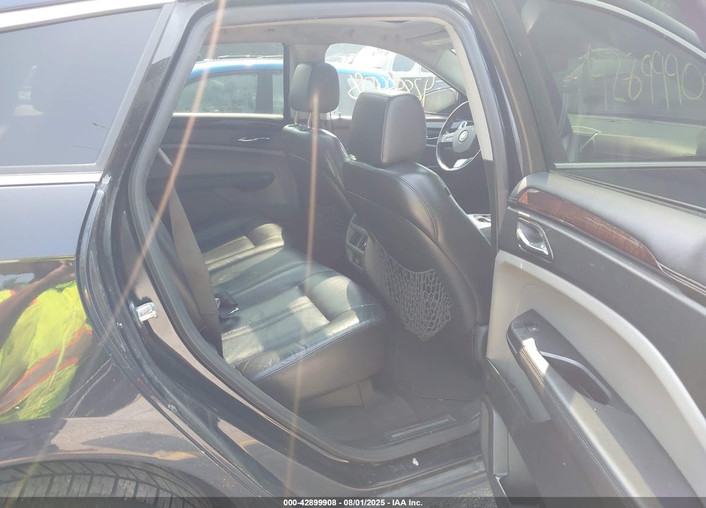 2011 CADILLAC SRX VIN: 3GYFNAEY3BS671717