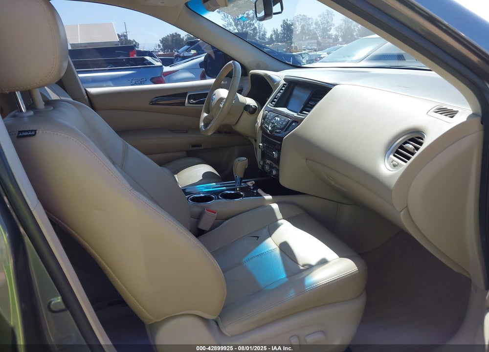 2015 NISSAN PATHFINDER PLATINUM VIN: 5N1AR2MN4FC684078