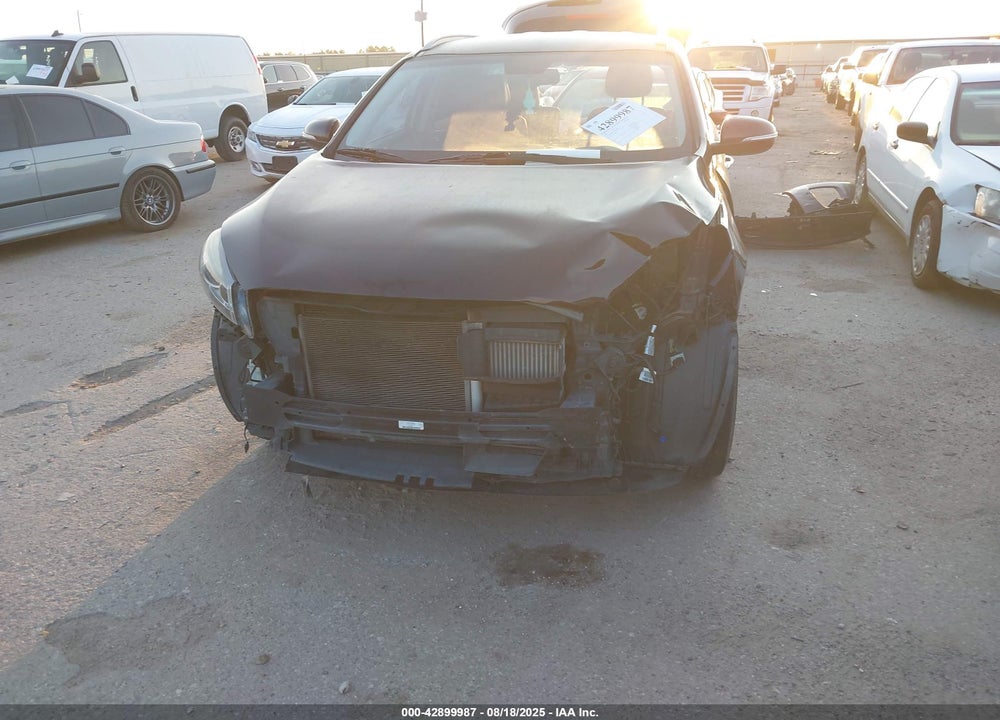 2016 KIA SORENTO VIN: 5XYPH4A14GG049955