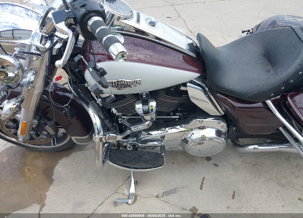 2021 HARLEY-DAVIDSON FLHR VIN: 1HD1FBC17MB608061