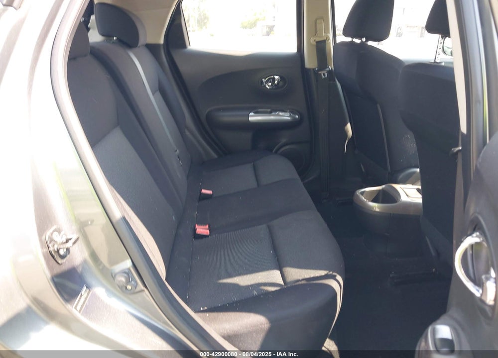 2011 NISSAN JUKE VIN: JN8AF5MV3BT023185