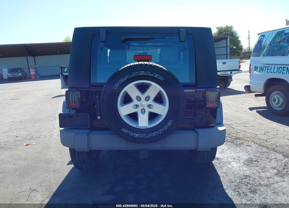 2008 JEEP WRANGLER X VIN: 1J4FA24138L582069
