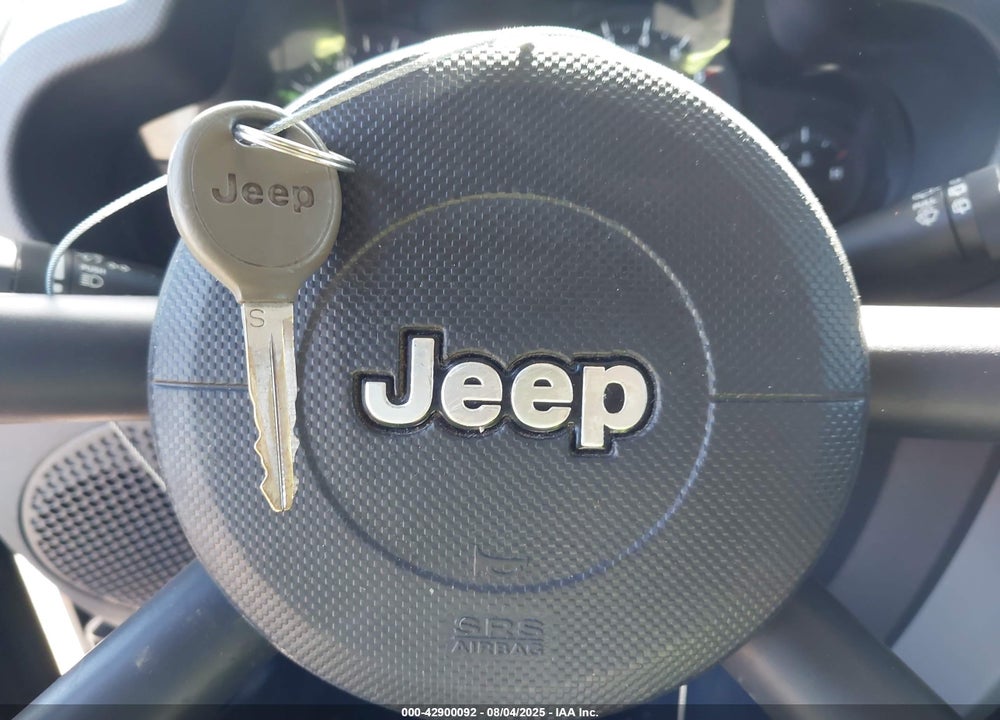 2008 JEEP WRANGLER X VIN: 1J4FA24138L582069