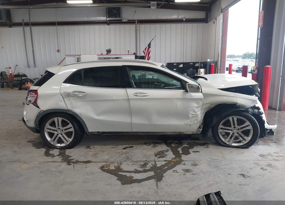 2016 MERCEDES-BENZ GLA-CLASS VIN: WDCTG4EB6GJ211518